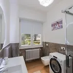 Luxury Champagnerie Apartment Bergamo