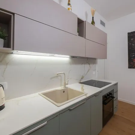 Luxury Champagnerie Apartmán *