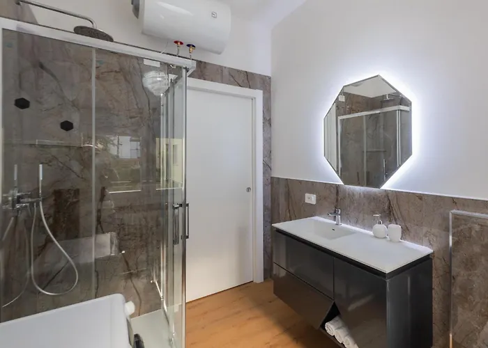 Apartment Luxury Champagnerie Bergamo